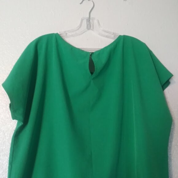 Lia women's XL green rhinestone short sleeve top - Picture 5 of 16